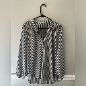 OLIVACEOUS Blouse Stripped Size Medium